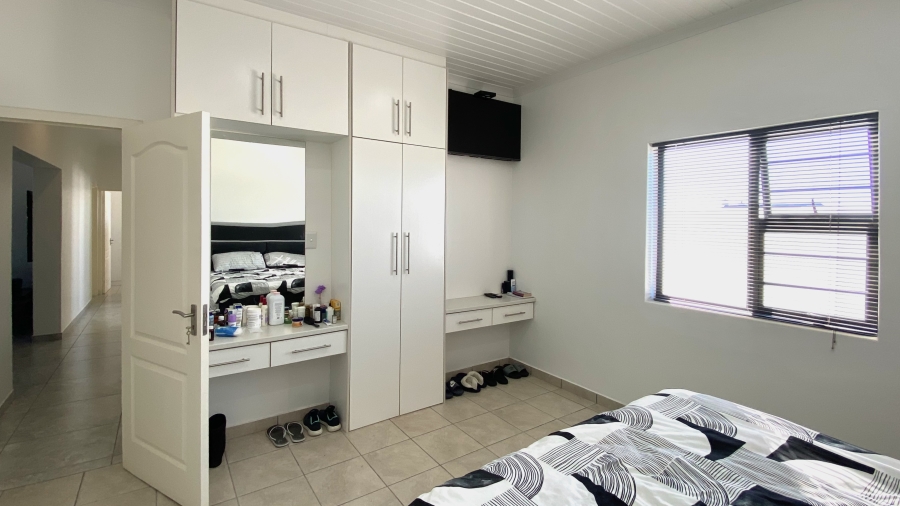 3 Bedroom Property for Sale in Atlantic Waves Estate Western Cape